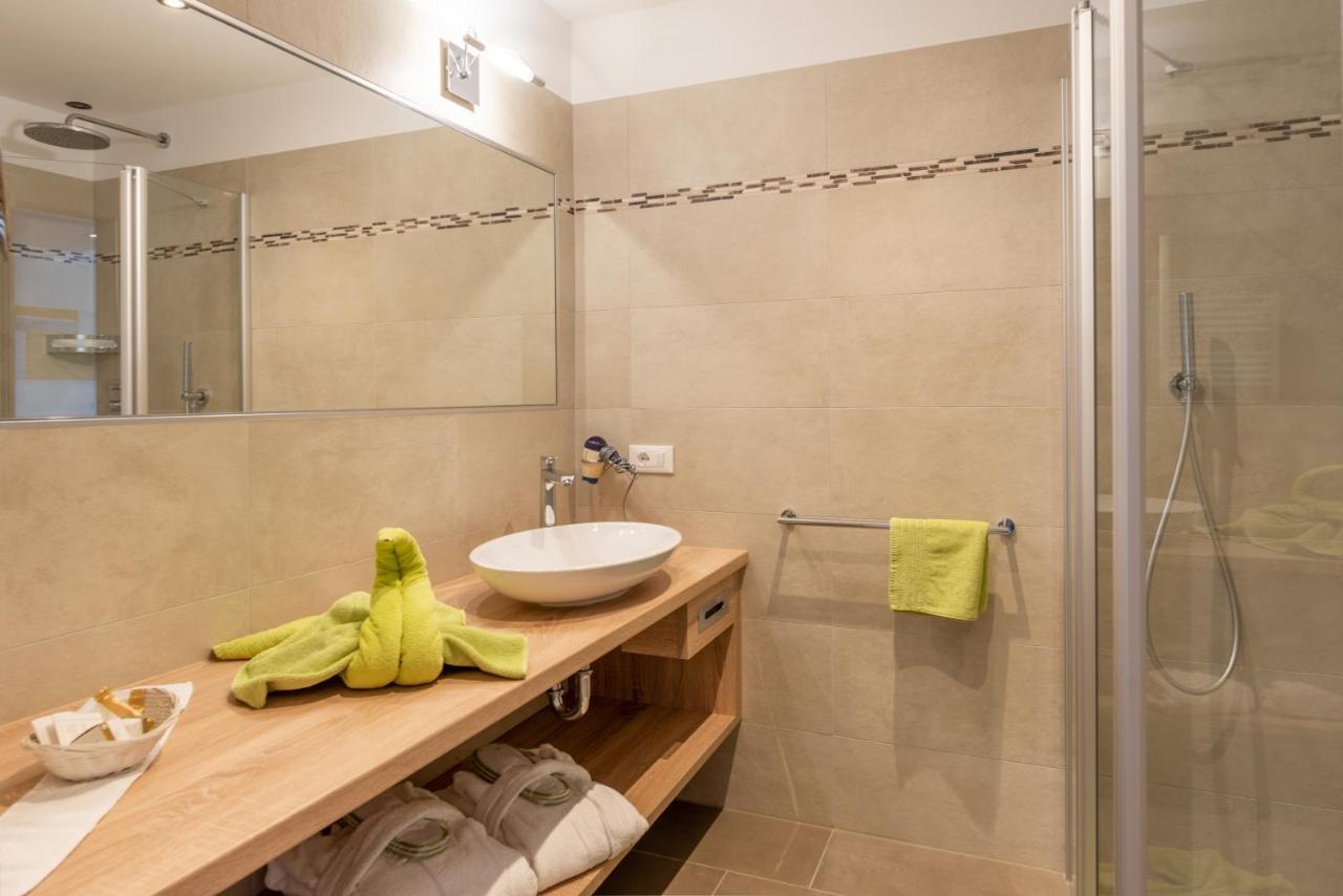 Hotel Meinhardt Scena Esterno foto