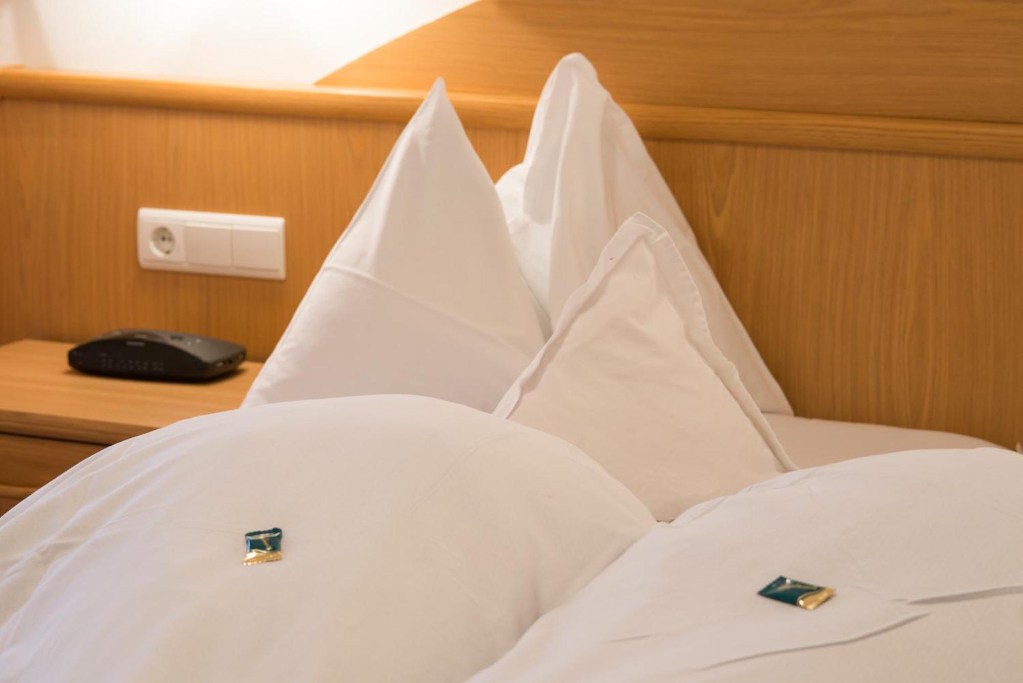 Hotel Meinhardt Scena Esterno foto