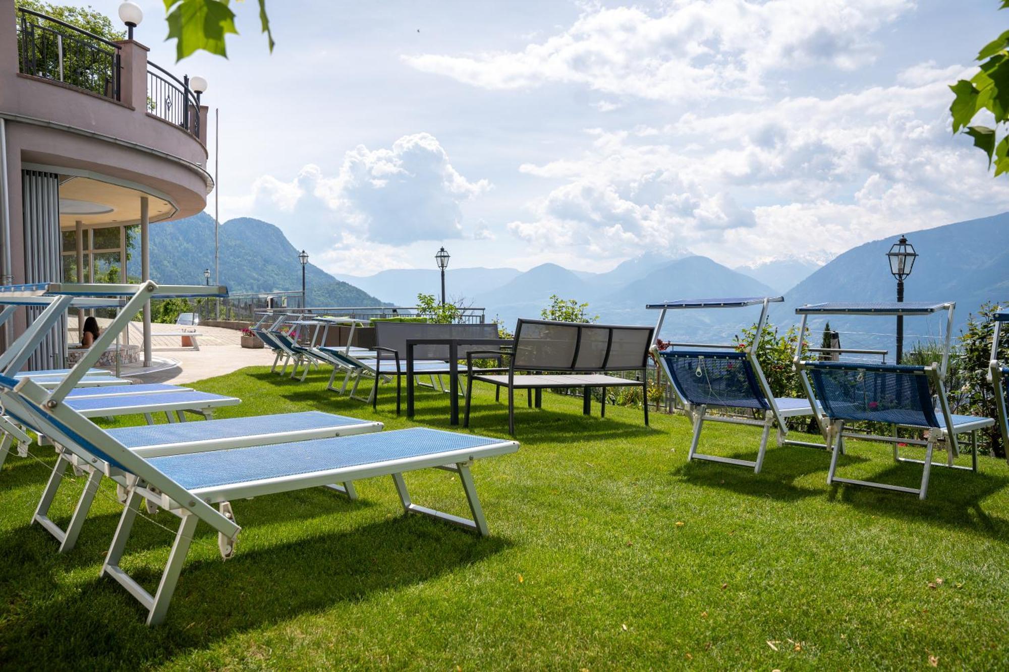 Hotel Meinhardt Scena Esterno foto