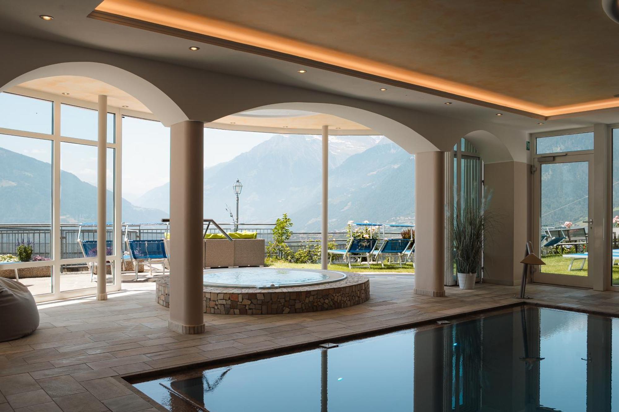 Hotel Meinhardt Scena Esterno foto